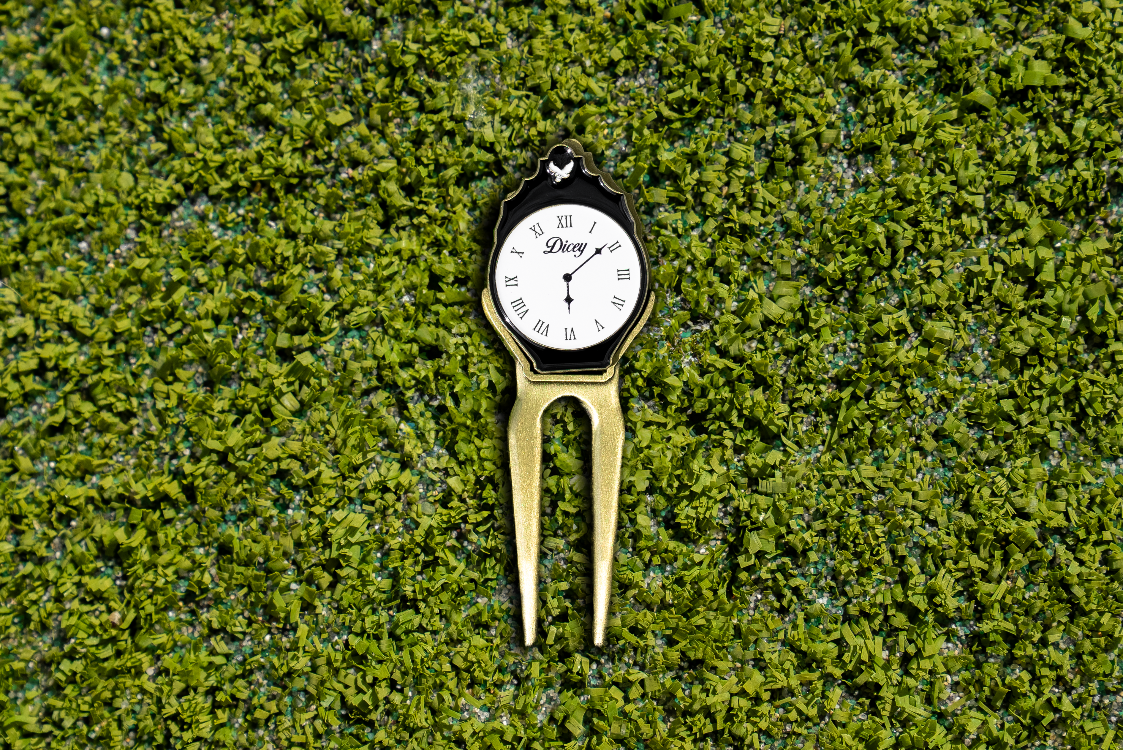 "Hands Of Time" Divot Tool & Ball Marker